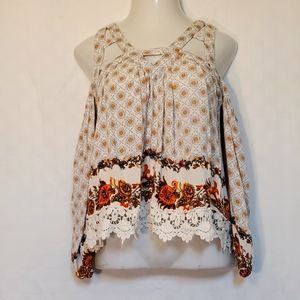 Coco + Jaimeson Cold Shoulder Top.